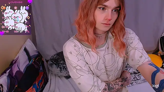 Snapshot of Alice_Hells chatting on 14, 12, 2024 Alice Hells online show from 14, 12, 2024