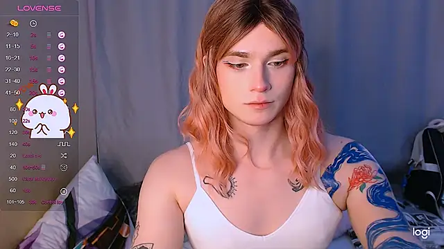 Snapshot of Alice_Hells chatting on 24, 1, 2025 Alice Hells online show from 24, 1, 2025