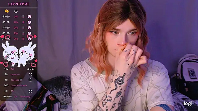 Snapshot of Alice_Hells chatting on 8, 2, 2025 Alice Hells online show from 8, 2, 2025