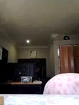 Snapshot of slimbigass chatting on 4, 10, 2025 slimbigass online show from 4, 10, 2025
