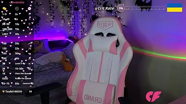 RedVelveten online show from 23, 10, 2025