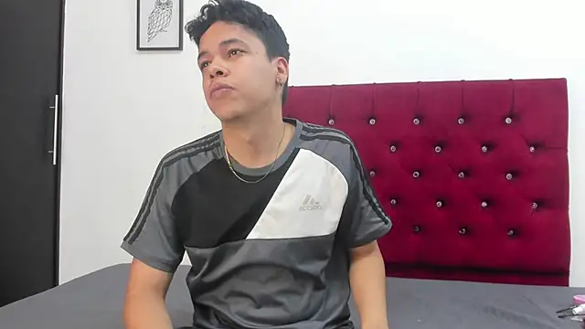 Snapshot of Gary-and-kathy chatting on 21, 3, 2026 Gary-and-kathy online show from 21, 3, 2026