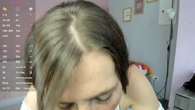 lauren rios7 online show from 25, 10, 2025