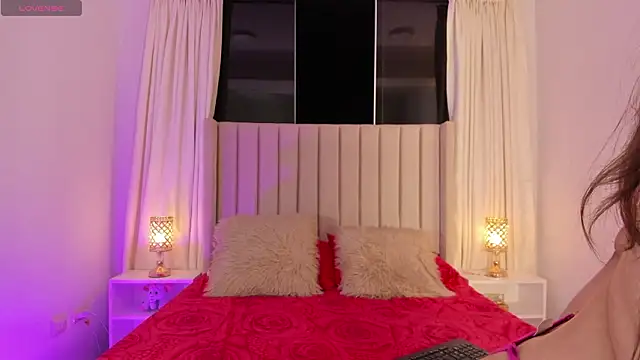 Aliison Smith online show from 28, 3, 2026