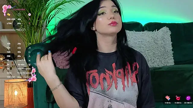 AveryWillow online show from 22, 9, 2025