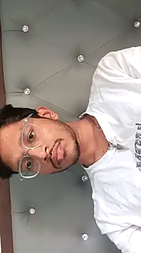 skinnyyyyyyyyy online show from 19, 1, 2025