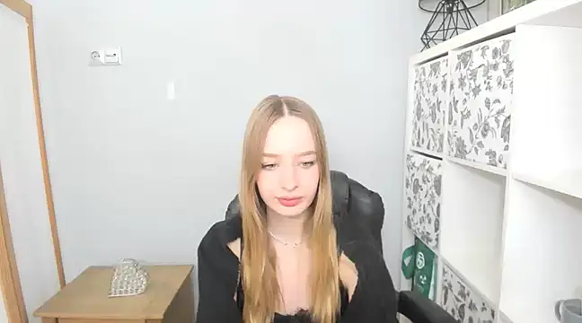 Snapshot of LilaGold chatting on 20, 1, 2025 LilaGold online show from 20, 1, 2025