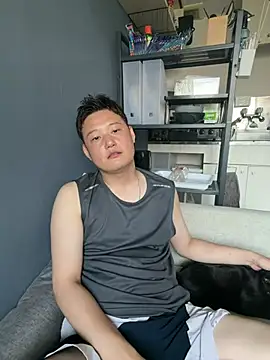Snapshot of tuki_fu chatting on 21, 7, 2026 tuki fu online show from 21, 7, 2026