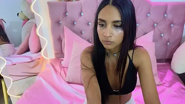Snapshot of Jazmin_tay chatting on 16, 1, 2025 Jazmin tay online show from 16, 1, 2025