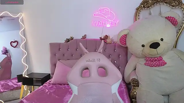 Snapshot of Jazmin_tay chatting on 8, 3, 2025 Jazmin tay online show from 8, 3, 2025