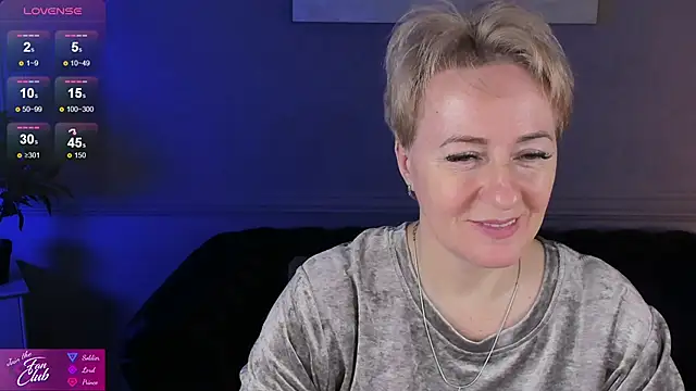 Nika Smit online show from 6, 12, 2024