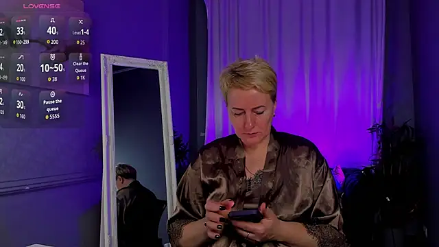 Nika Smit online show from 24, 10, 2025