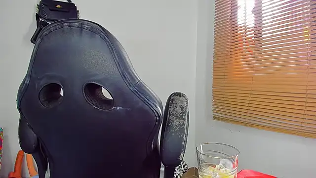 bigcrisblack online show from 20, 10, 2025