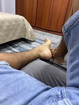 estebandelouis online show from 27, 2, 2025