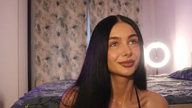 Snapshot of IvyKaelani chatting on 28, 11, 2025 IvyKaelani online show from 28, 11, 2025