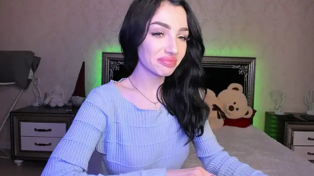Snapshot of NancyLovee_ chatting on 21, 3, 2025 NancyLovee online show from 21, 3, 2025