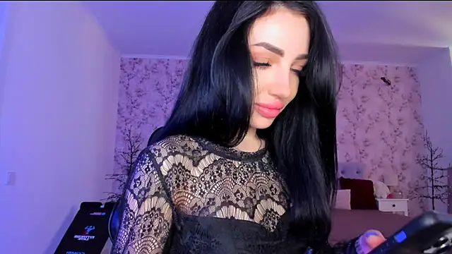 NancyLovee  online show from 9, 5, 2026