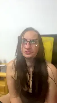 Snapshot of gloria7v05 chatting on 13, 7, 2026 gloria7v05 online show from 13, 7, 2026