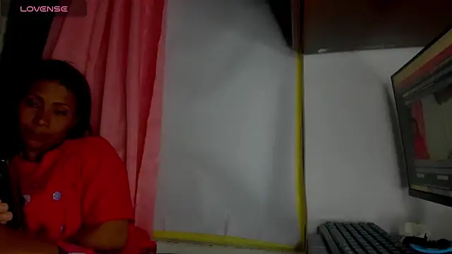 Nenita Hot  online show from 14, 1, 2026