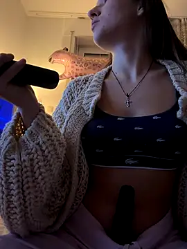 EmilyWi  online show from 14, 10, 2025