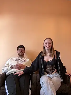 MrAndMrsSavage online show from 4, 3, 2025