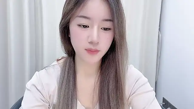 Snapshot of chloe-01 chatting on 6, 12, 2024 chloe-01 online show from 6, 12, 2024