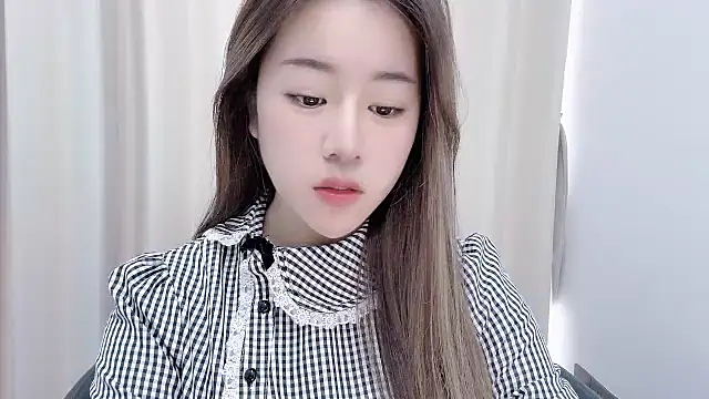 Snapshot of chloe-01 chatting on 12, 1, 2025 chloe-01 online show from 12, 1, 2025