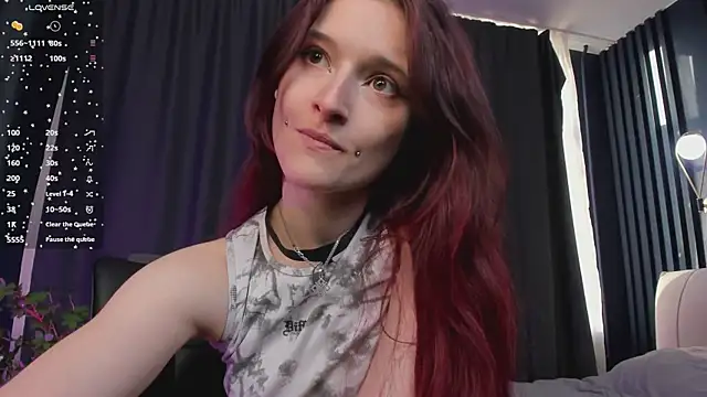 Snapshot of J_Hunter_ chatting on 4, 2, 2025 J Hunter online show from 4, 2, 2025
