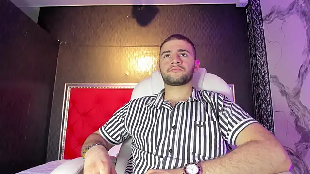 MaximusDick1  online show from 9, 12, 2024