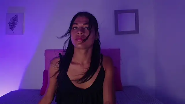 issa kitty online show from 20, 3, 2025