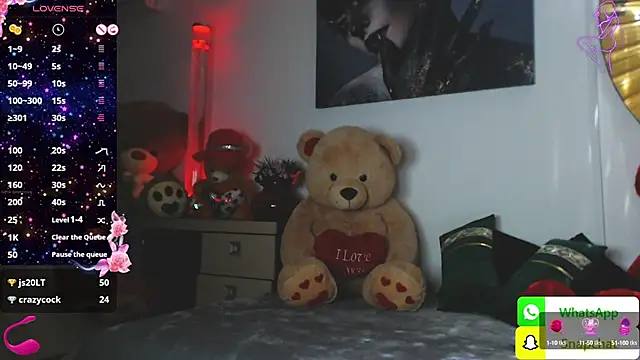 EvelynAisha online show from 20, 2, 2025