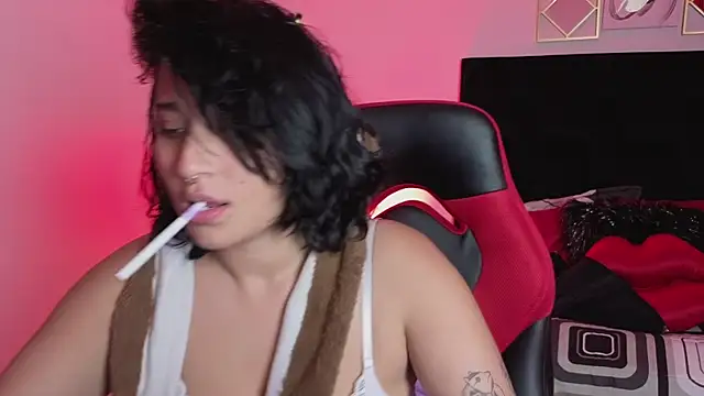 Snapshot of Pauilina chatting on 24, 12, 2024 Pauilina online show from 24, 12, 2024