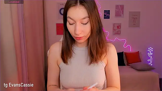 Snapshot of Cassie_Ice chatting on 12, 1, 2025 Cassie Ice online show from 12, 1, 2025