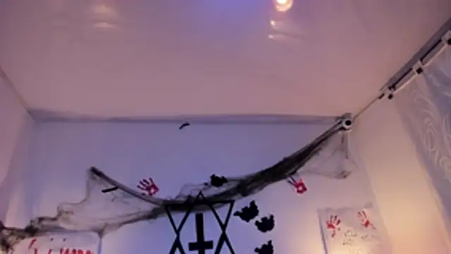 LunaSmitt online show from 16, 10, 2025