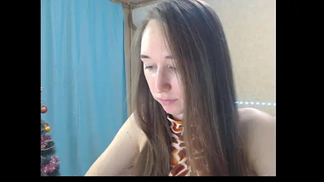 Snapshot of --Model--2 chatting on 4, 1, 2025 --Model--2 online show from 4, 1, 2025