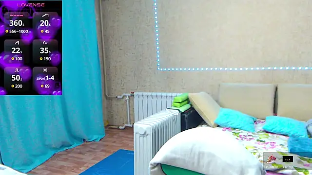 Snapshot of --Model--2 chatting on 13, 2, 2025 --Model--2 online show from 13, 2, 2025