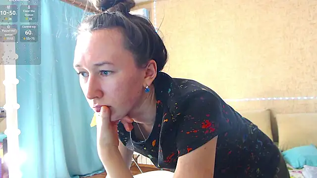 Snapshot of --Model--2 chatting on 13, 3, 2025 --Model--2 online show from 13, 3, 2025