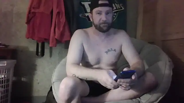 Snapshot of Edward_LongCock chatting on 24, 5, 2026 Edward LongCock online show from 24, 5, 2026