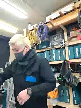 Snapshot of da--------i chatting on 8, 2, 2025 da--------i online show from 8, 2, 2025