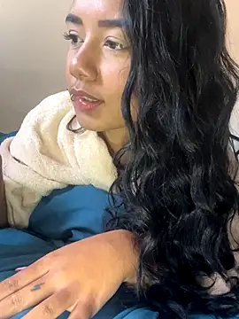 Snapshot of _Luana chatting on 2, 12, 2024 Luana online show from 2, 12, 2024