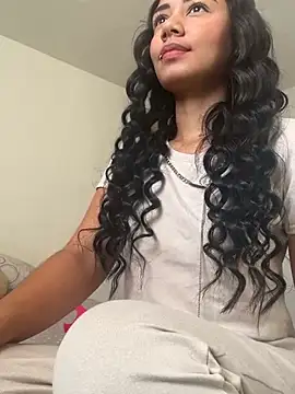 Snapshot of _Luana chatting on 26, 12, 2024 Luana online show from 26, 12, 2024