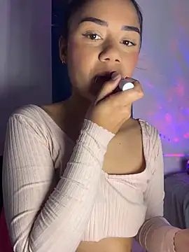 Snapshot of _Luana chatting on 21, 3, 2025 Luana online show from 21, 3, 2025