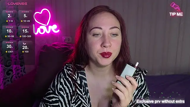 KellyCrystall online show from 24, 9, 2025