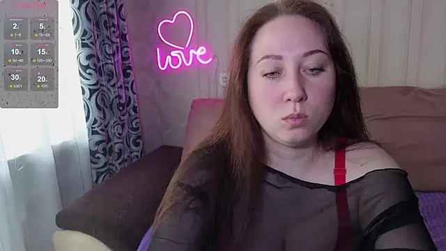 KellyCrystall online show from 3, 5, 2026