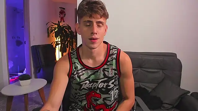 Jasperjoness online show from 4, 12, 2024