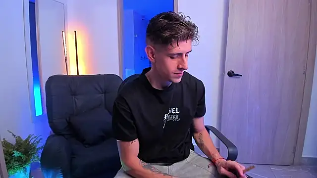 Jasperjoness online show from 11, 1, 2025