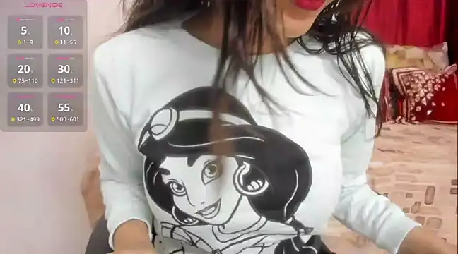 Reika 01 online show from 6, 12, 2024