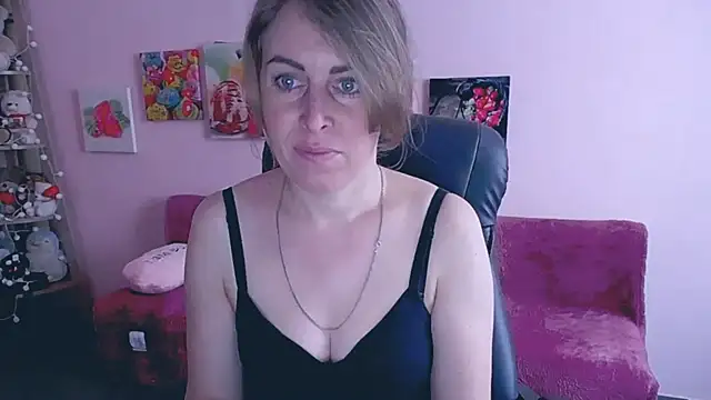 Hot Milady online show from 13, 3, 2025