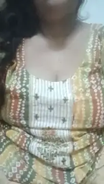 Snapshot of zeepe19 chatting on 2, 7, 2026 zeepe19 online show from 2, 7, 2026