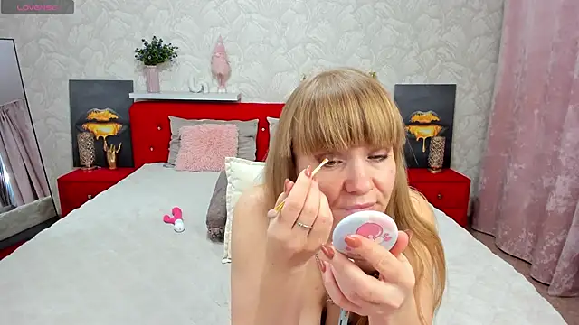 KattyPeachX online show from 15, 9, 2025